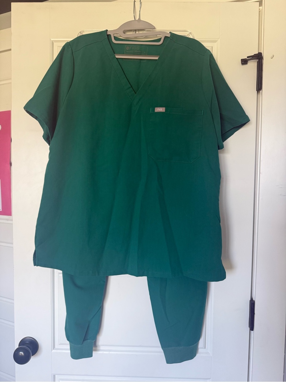 FIGS Technical Collection matching scrub set in Hunter Green - mixed sizing